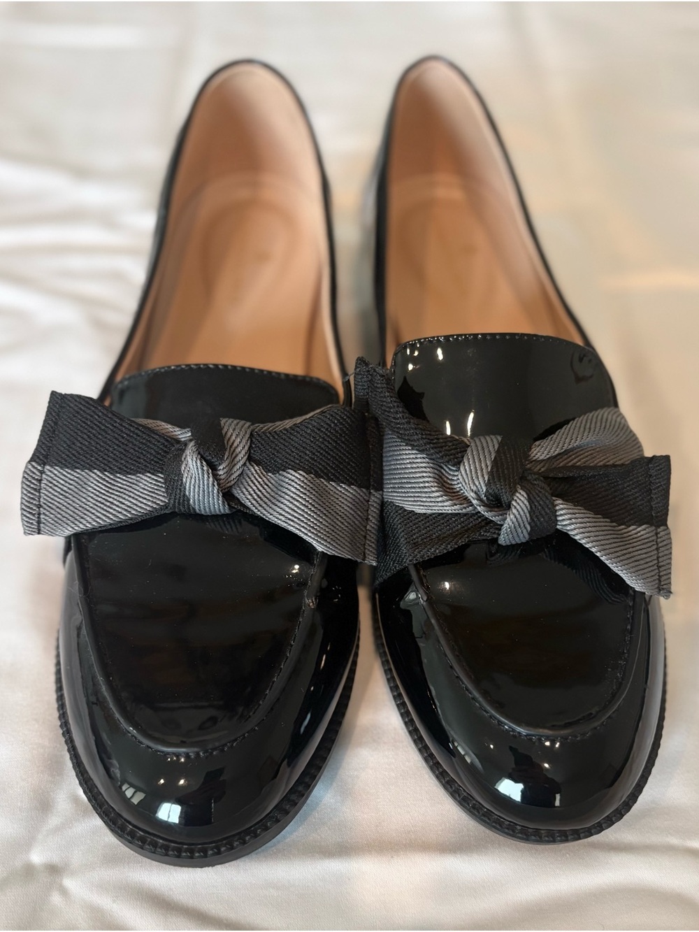 Bandolino Black Patent Loafers with Gray Striped Bow